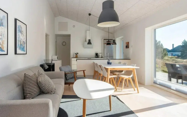Spacious Holiday Home in Rømø near Sea