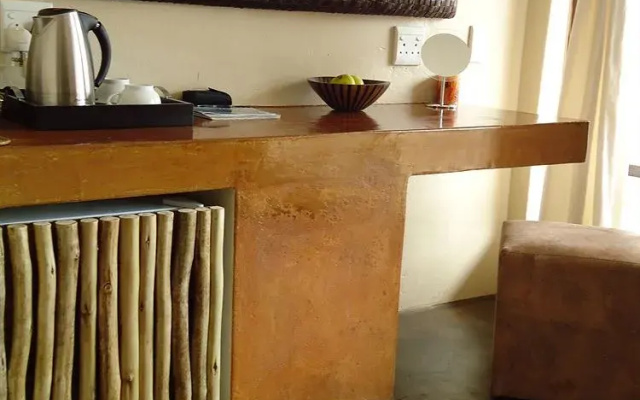 Umnenge Lodge & Charters