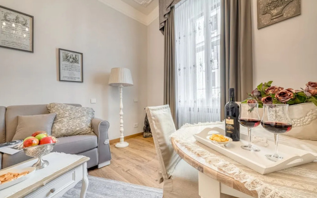 Andromeda Luxury Holiday Apartment in Colosseum
