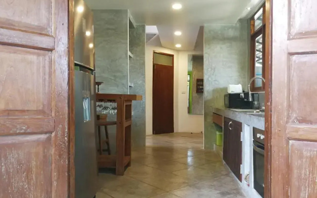 Ping Pool Villa 1