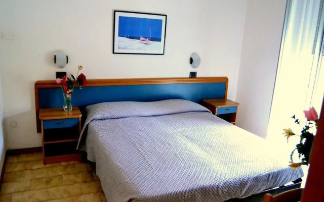 Vinsea Hotel