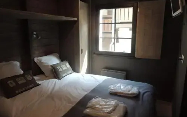 Two-Bedroom Apartment in Les Gets