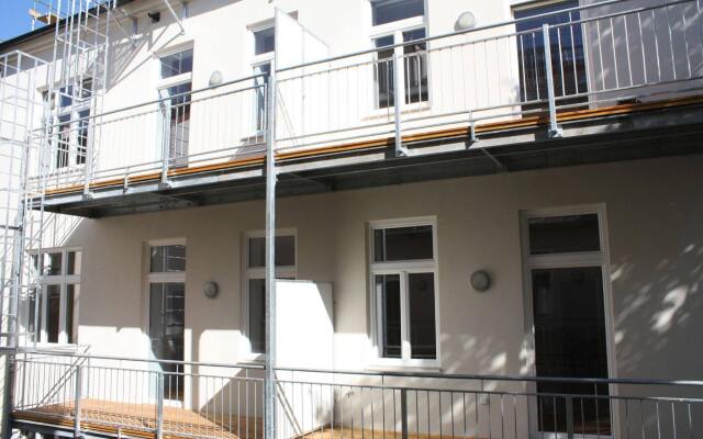 Отель Modern Apartment Vienna - Dietrichgasse Австрия, Вена - отзывы, цены и фото номеров - забронировать отель Modern Apartment Vienna - Dietrichgasse онлайн вид на фасад