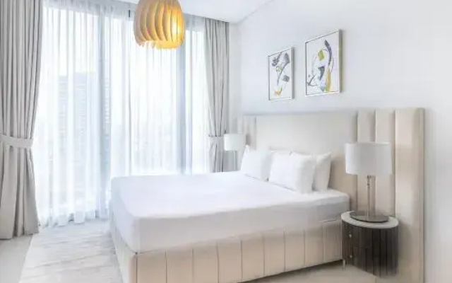 HomesGetaway - Modern 1 Bedroom in JBR The Address