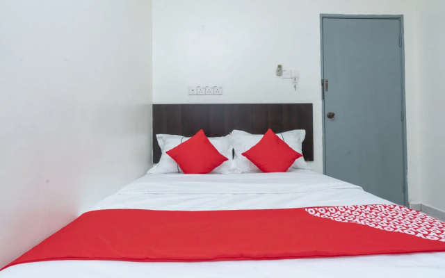 Fully Hotel Desa Tebrau