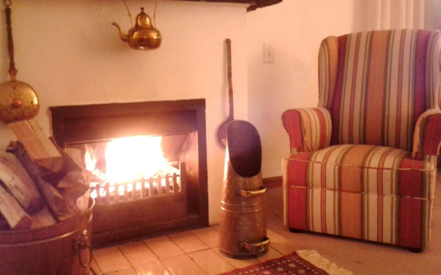 Riverbend Country House