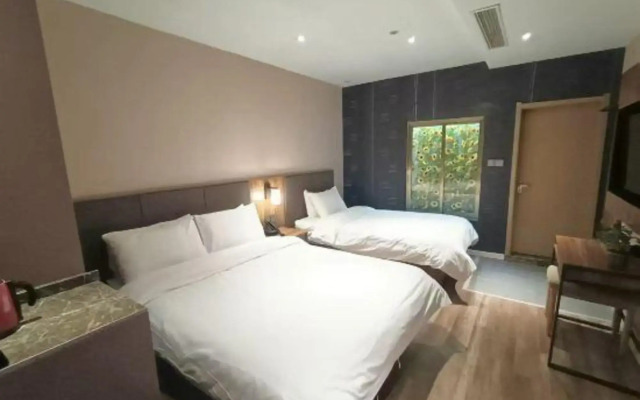 Homeinn Pebble Hotel (Zibo Yiyuan Lushan Road)