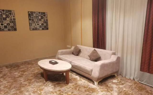 Dan Pelatinum Hotel