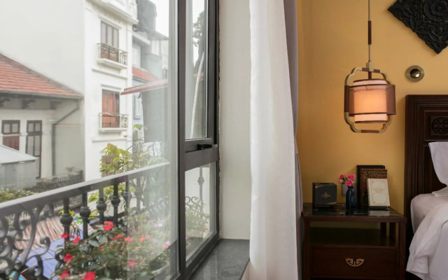 Lucien Hanoi Lakeside Hotel & Rooftop