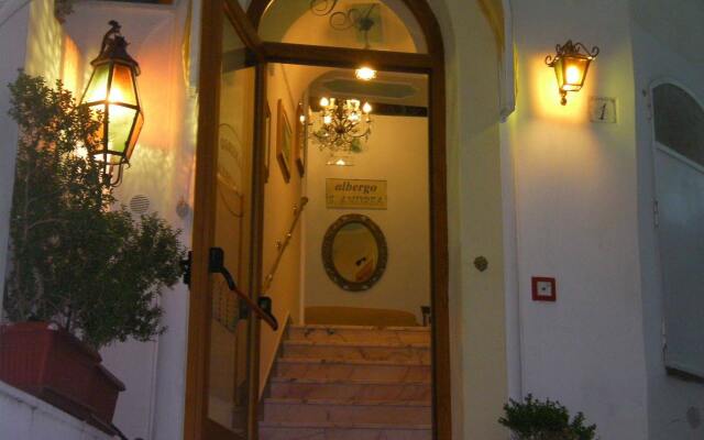 Отель Albergo S. Andrea Италия, Амальфи - отзывы, цены и фото номеров - забронировать отель Albergo S. Andrea онлайн вид на фасад