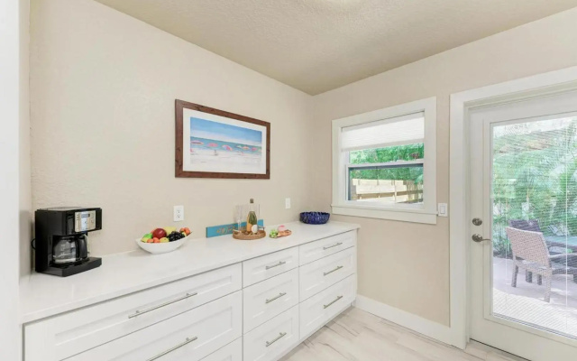 Blue Bayou - 201 - 76th W