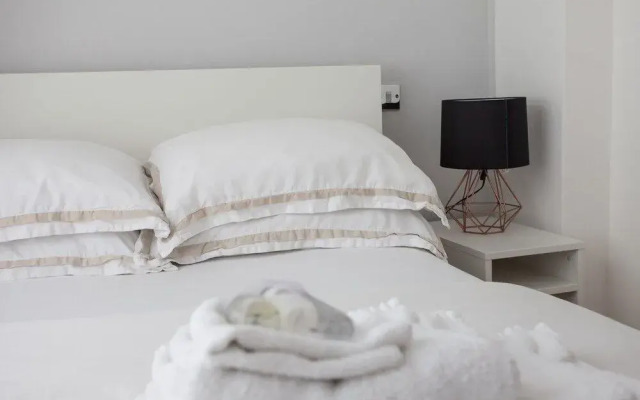 Modern & Clean Apartment Soho & Carnaby