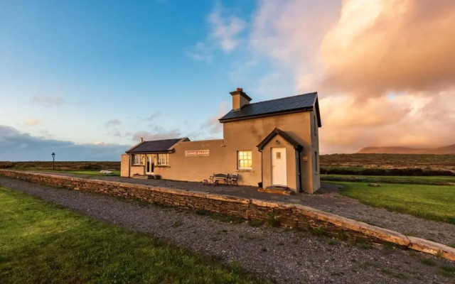 Cashelnagor Railway Station