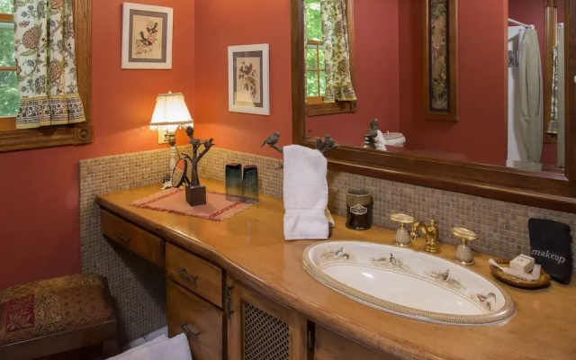 Hidden Serenity B&B