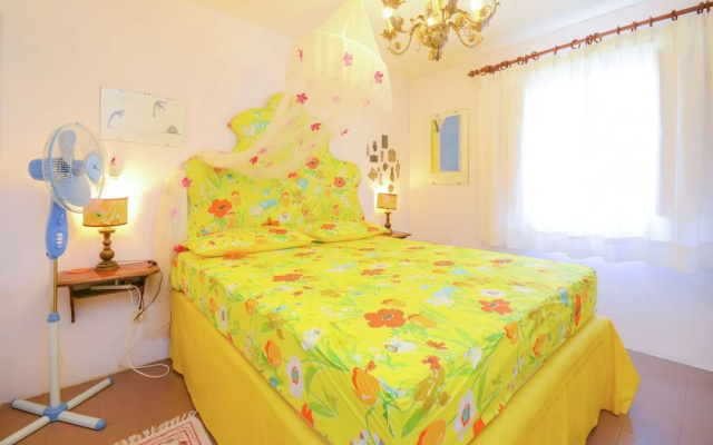 Lovely Apartment on a Beautiful Property Near the sea