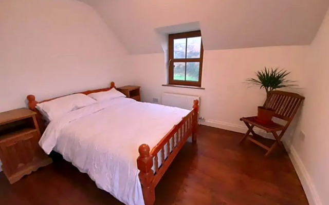 Cle-andra Bay Lodge