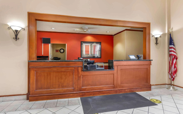 Extended Stay America Suites - Dallas - Frankford Road
