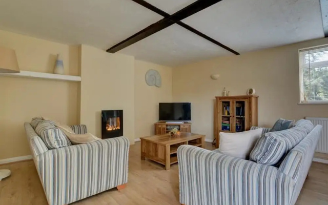 Cozy Holiday Home in East Runton near Beach