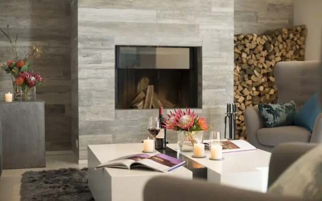 CB-ONE Luxury Stay