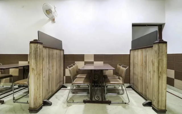 Hotel Pal Regency by OYO Rooms