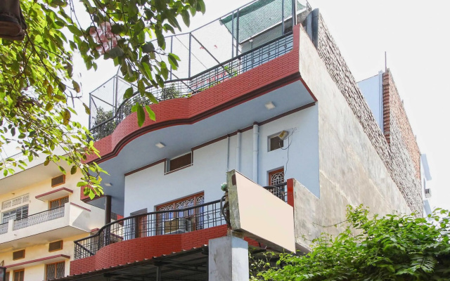 Super OYO 9928 Hotel Haveli Inn1