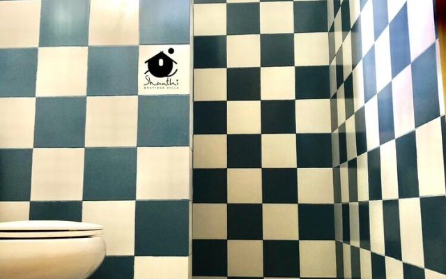 Shanthi Homestay