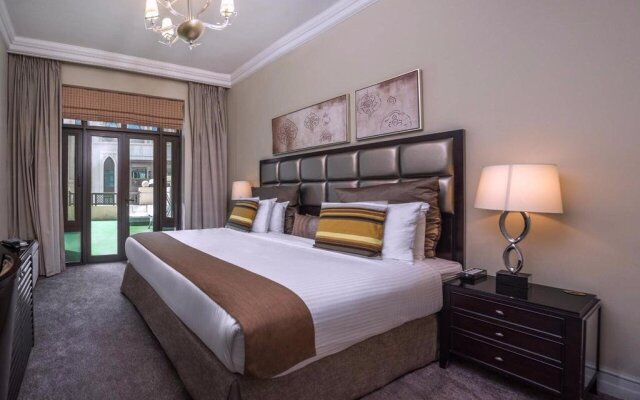 Апартаменты Downtown Al Bahar Apartments Дубай комната для гостей