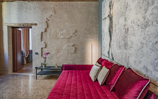 Corte Rubbi 7 Deluxe Apartment