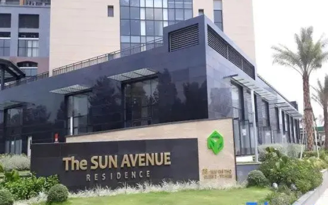 The Sun Avenue – Lumière Suite