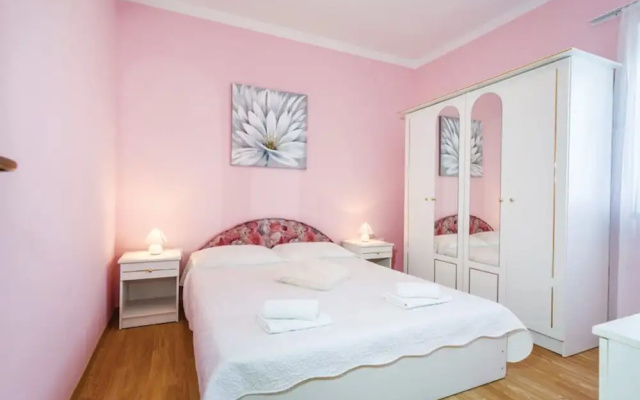 Holiday Home Villa Ksenija