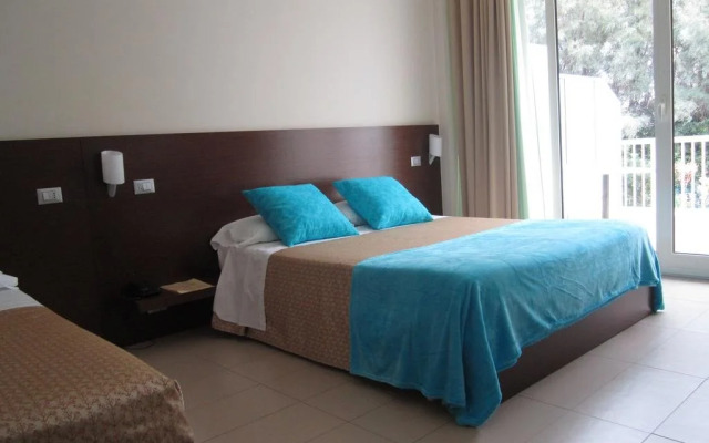 Martur Resort