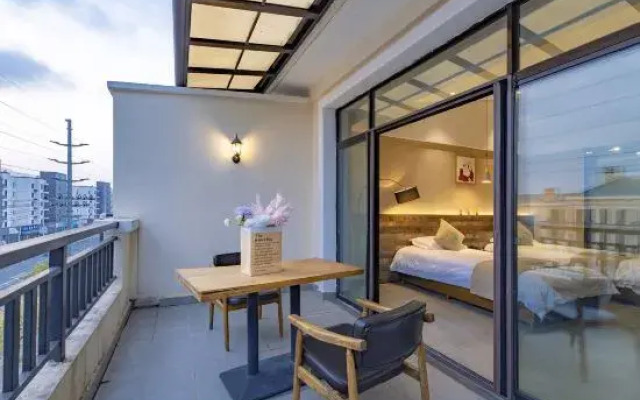 Yi Huihong Hotel