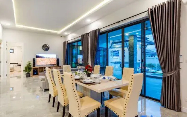 Viento Pool Villa