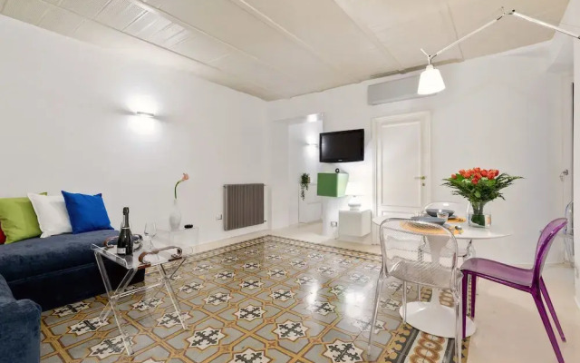 Monserrato Design Apartment in Navona