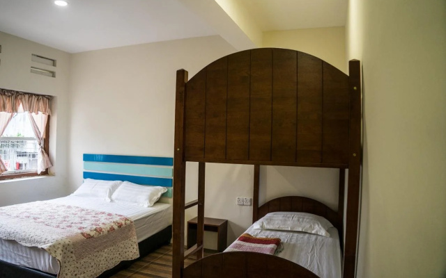 Hong Loke Hotel