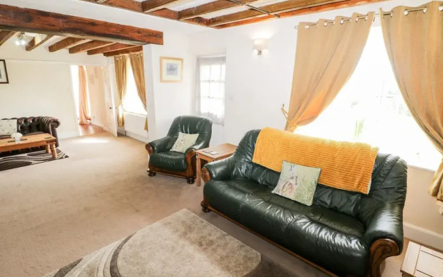 Woodlands Cottage