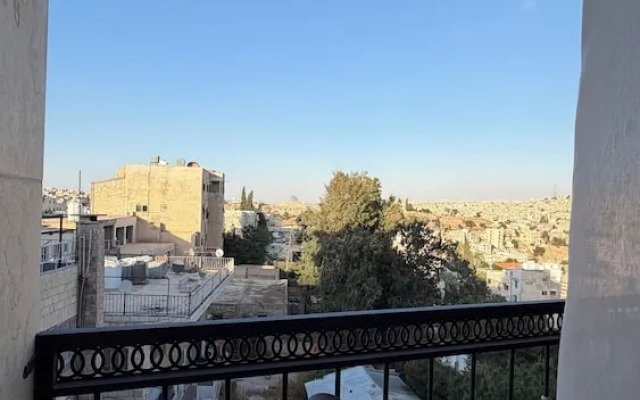 304 Tara-jre 2bedroom at Jabal Al Lweibdeh
