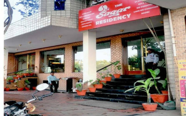 Отель The Sagar Residency вид на фасад