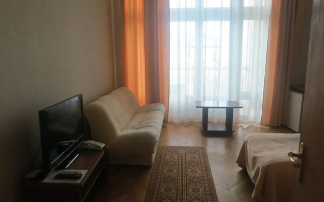 Hotel Svyazist Plus