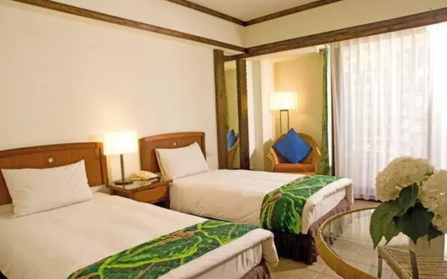 YOHO Bike Hotel