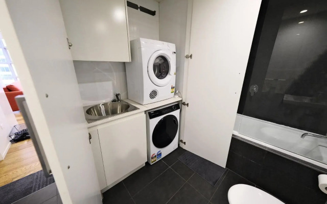 Superb 1 bed apartment in Syd CBD Darling Harbour