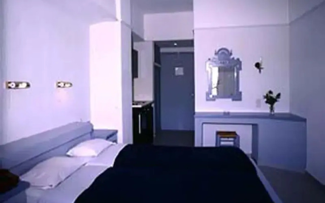 Ormos Apartments