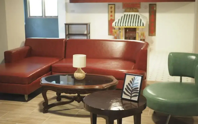 Krung Tone Hostel