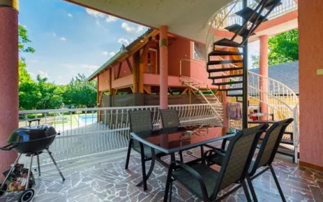 House Zsuzsi Balatonboglar/Szemes