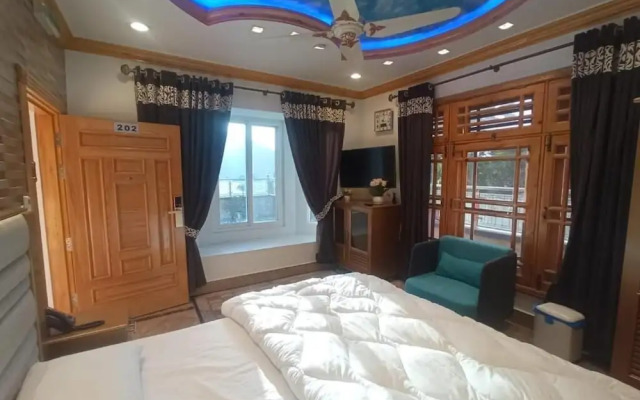 Rahat Luxury Guest House