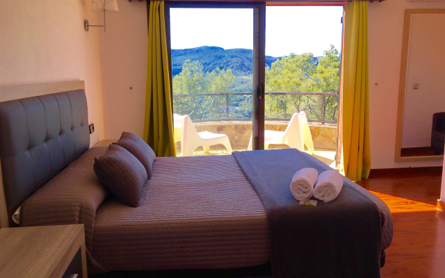 Отель El Petit Mirador