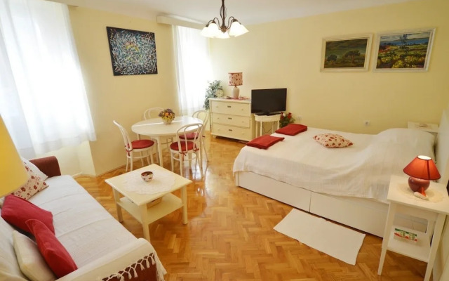 Amici Apartment
