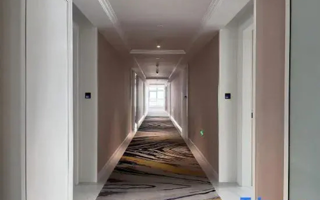 Vienna International Hotel (Chongqing Fengjie Wanda Plaza Branch