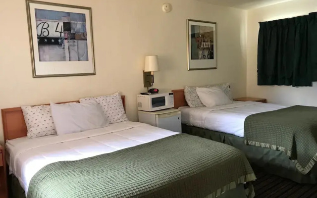 Blue Mountain Hotel