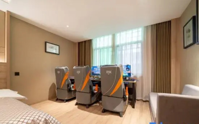 Jing Shikong E-sports Homestay (Yiyang Commercial Pedestrian Street)